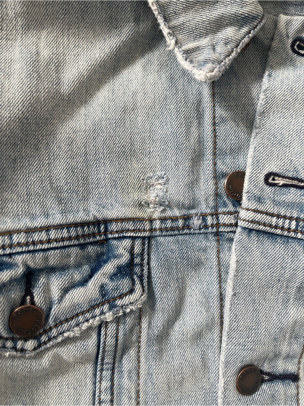 Free people We The Free oversized denim trucker jacket XS/S - Picture 10 of 10
